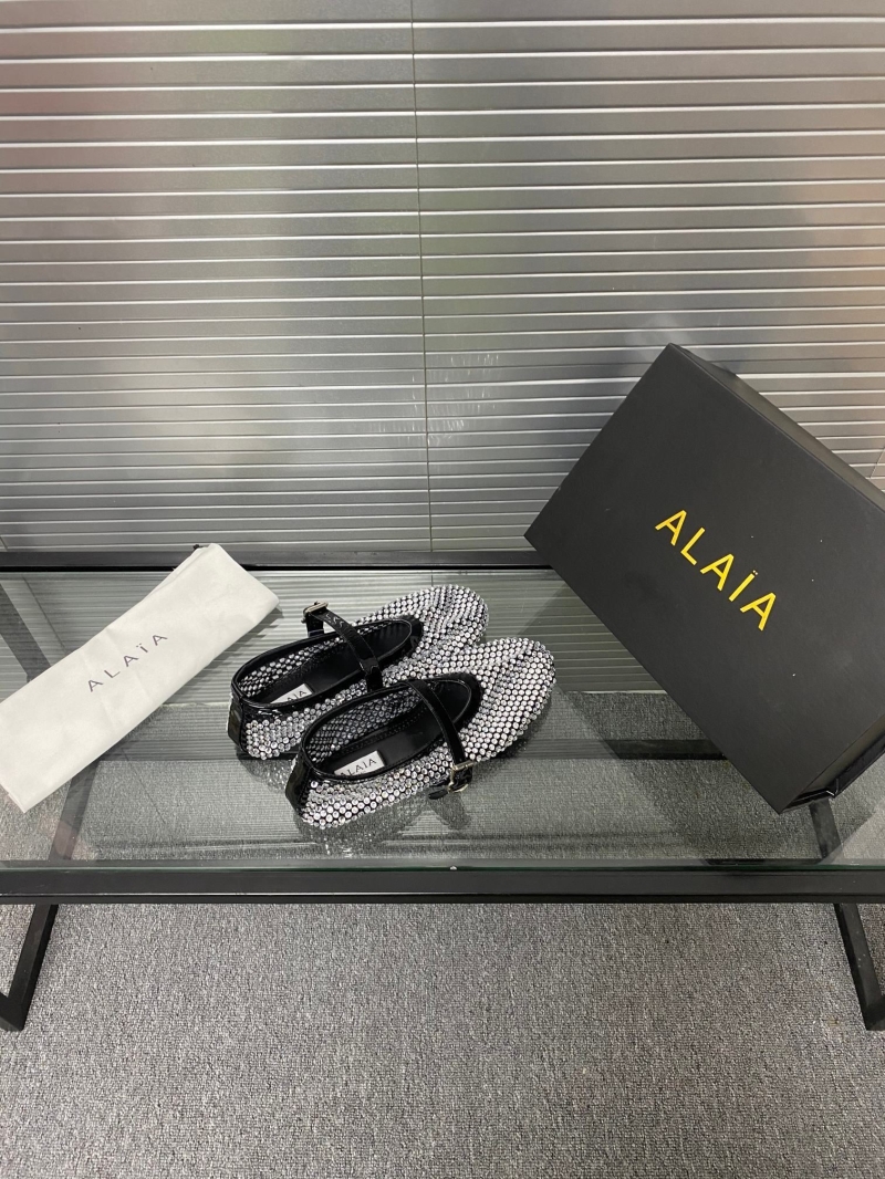 Alaia Flat Shoes